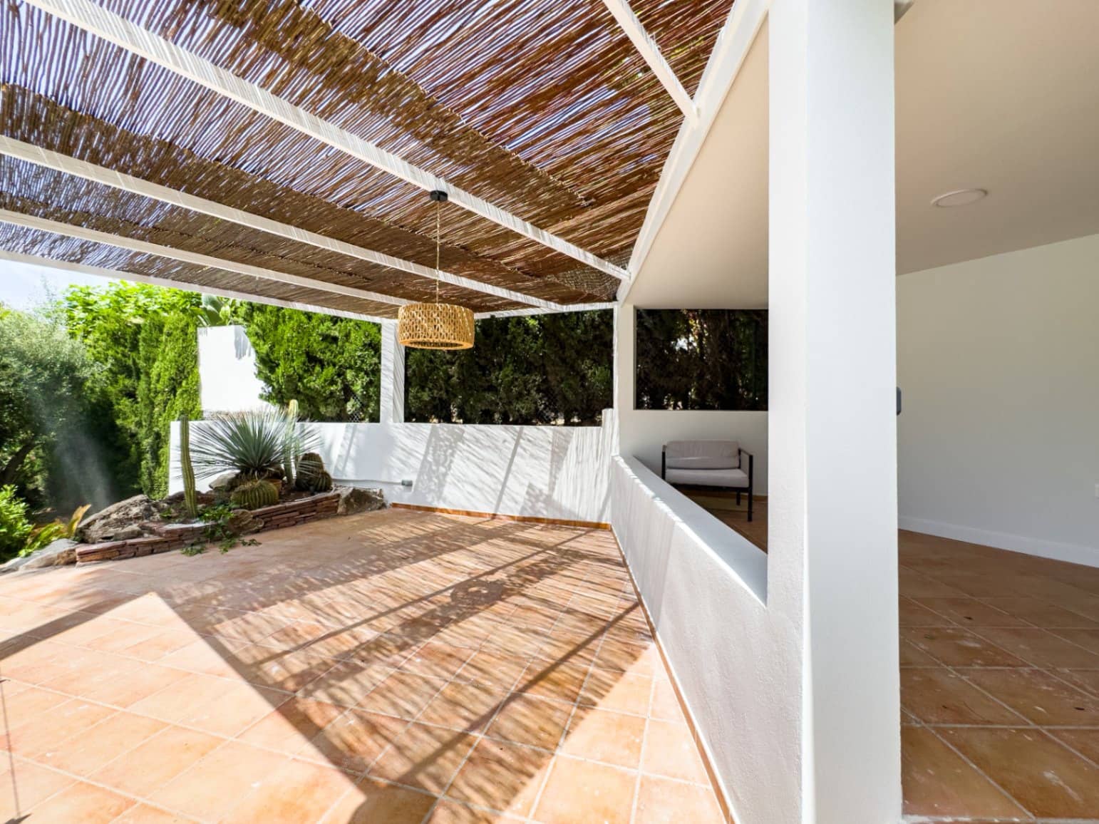 3 quarto Moradia para venda em Altea com piscina - 1 650 000 € (Ref: 9908290)