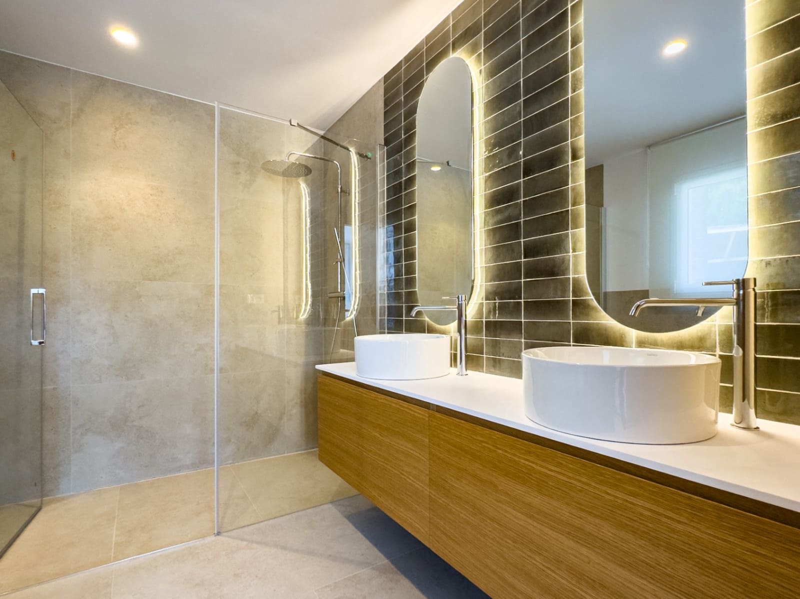 3 quarto Moradia para venda em Altea com piscina - 1 650 000 € (Ref: 9908290)