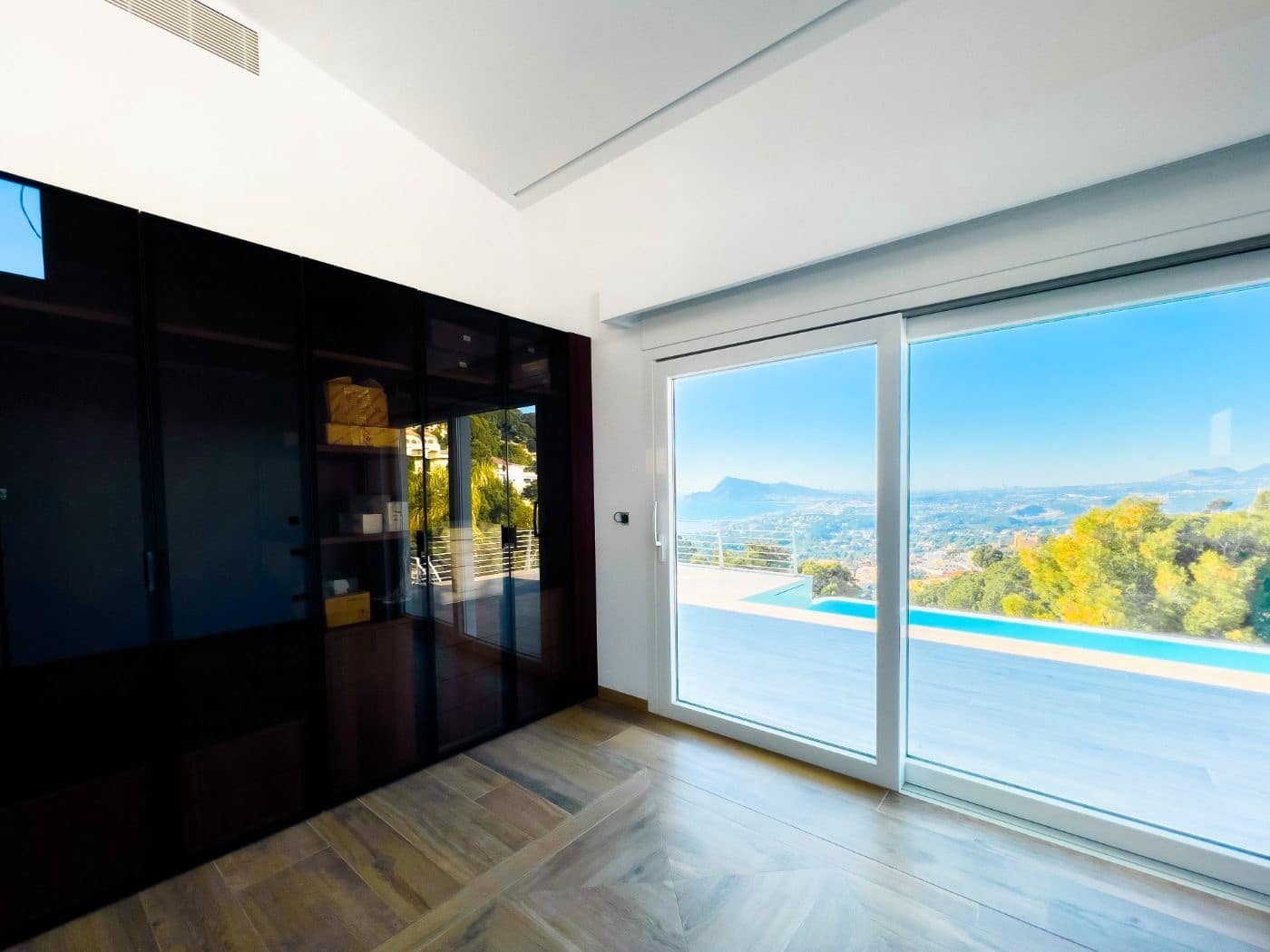 Chalet de 3 habitaciones en Altea en venta con piscina - 1.750.000 € (Ref: 9908291)