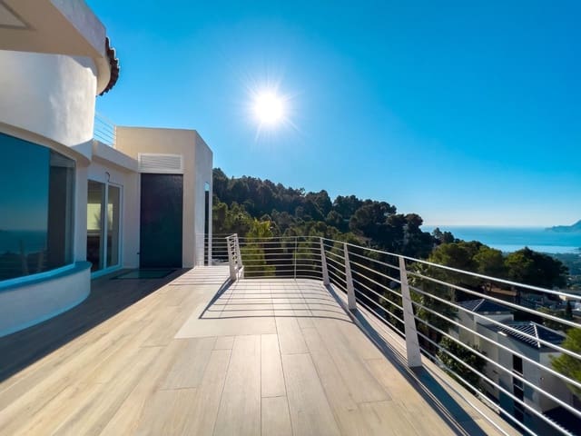 Chalet de 3 habitaciones en Altea en venta con piscina - 1.750.000 € (Ref: 9908291)