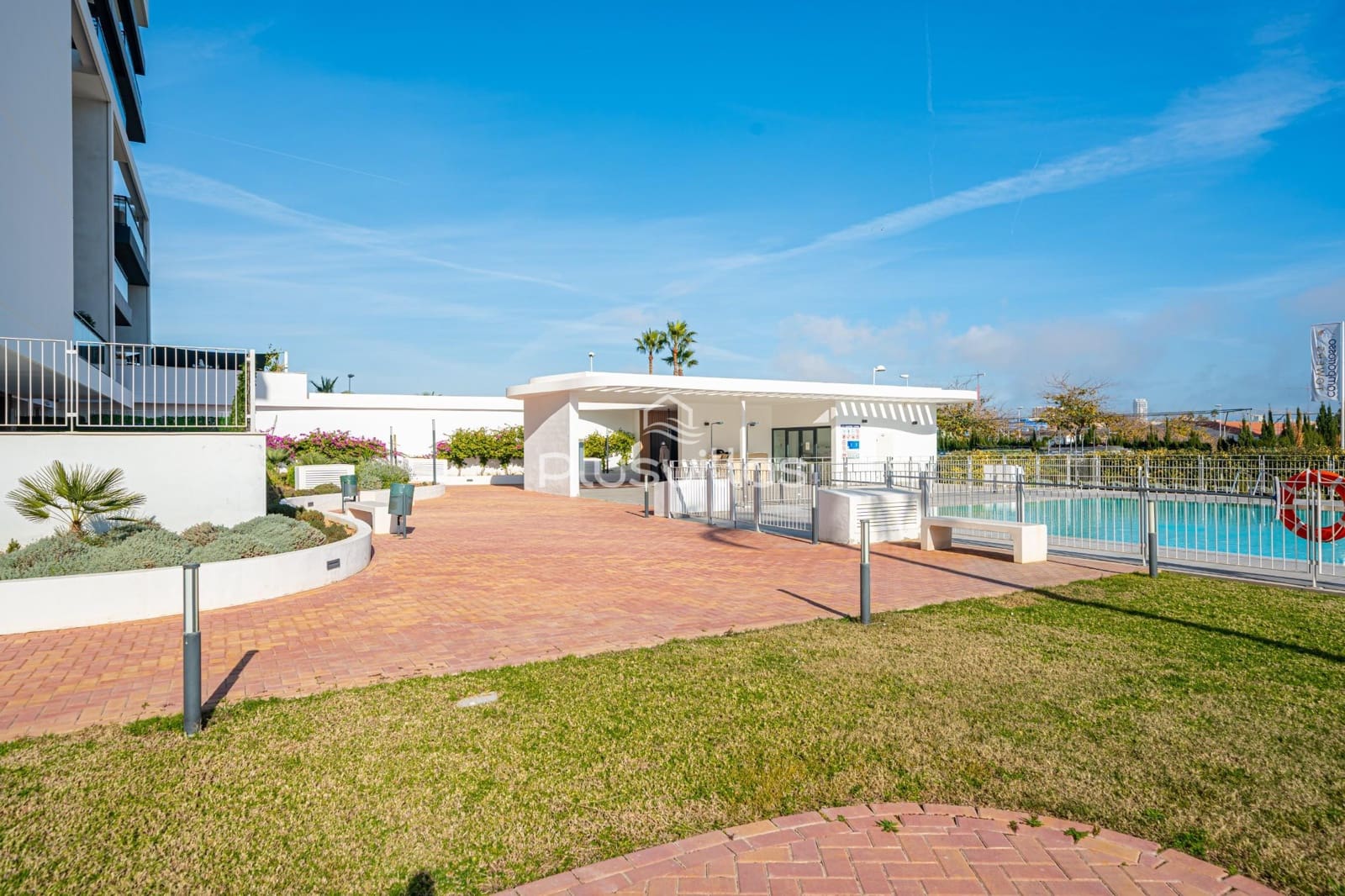 2 sovrum Lägenhet till salu i Calpe / Calp med pool - 445 000 € (Ref: 9913665)