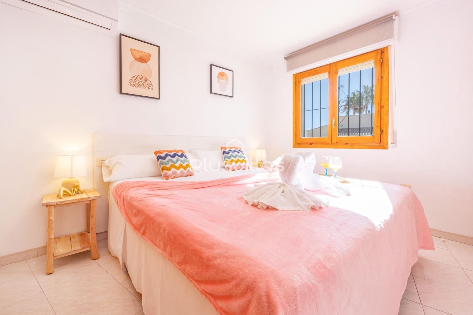 4 soveværelse Villa til salg i Calpe / Calp med swimmingpool - € 699.000 (Ref: 9929731)