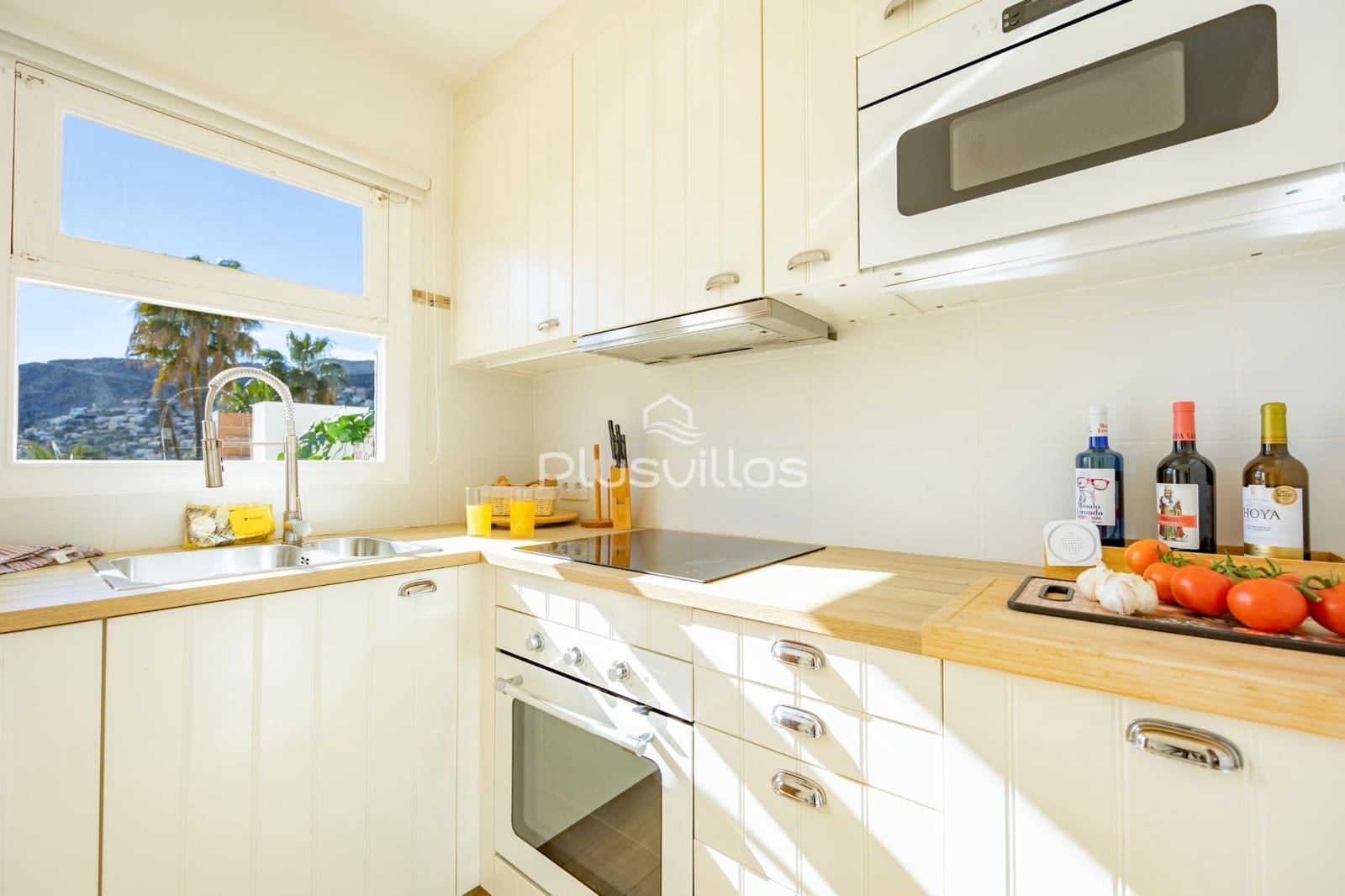 4 soveværelse Villa til salg i Calpe / Calp med swimmingpool - € 699.000 (Ref: 9929731)