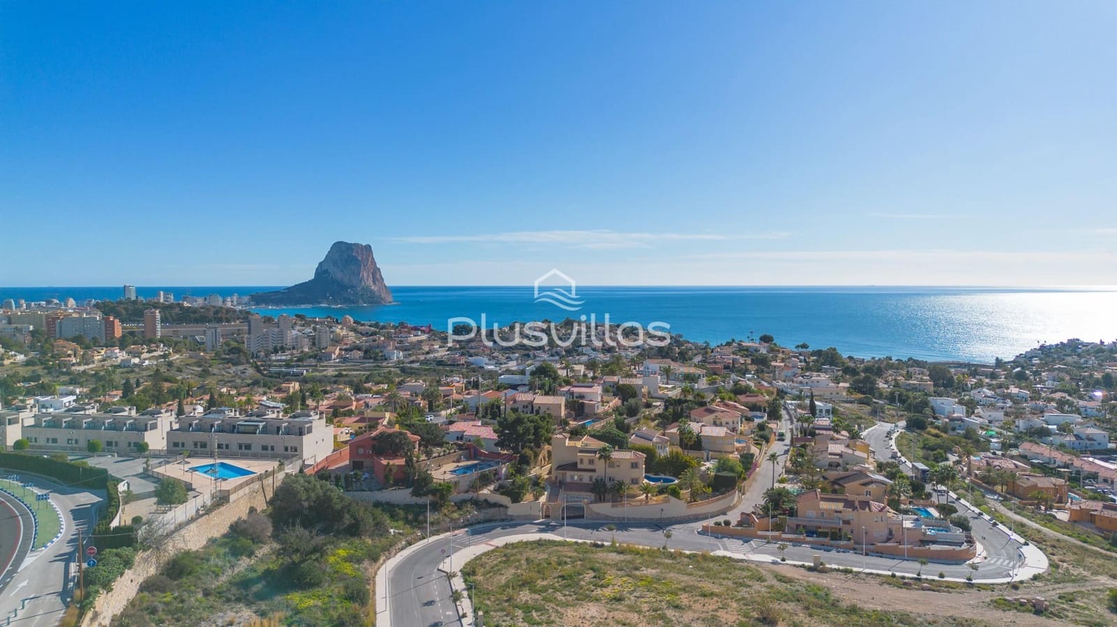 4 soveværelse Villa til salg i Calpe / Calp med swimmingpool - € 699.000 (Ref: 9929731)