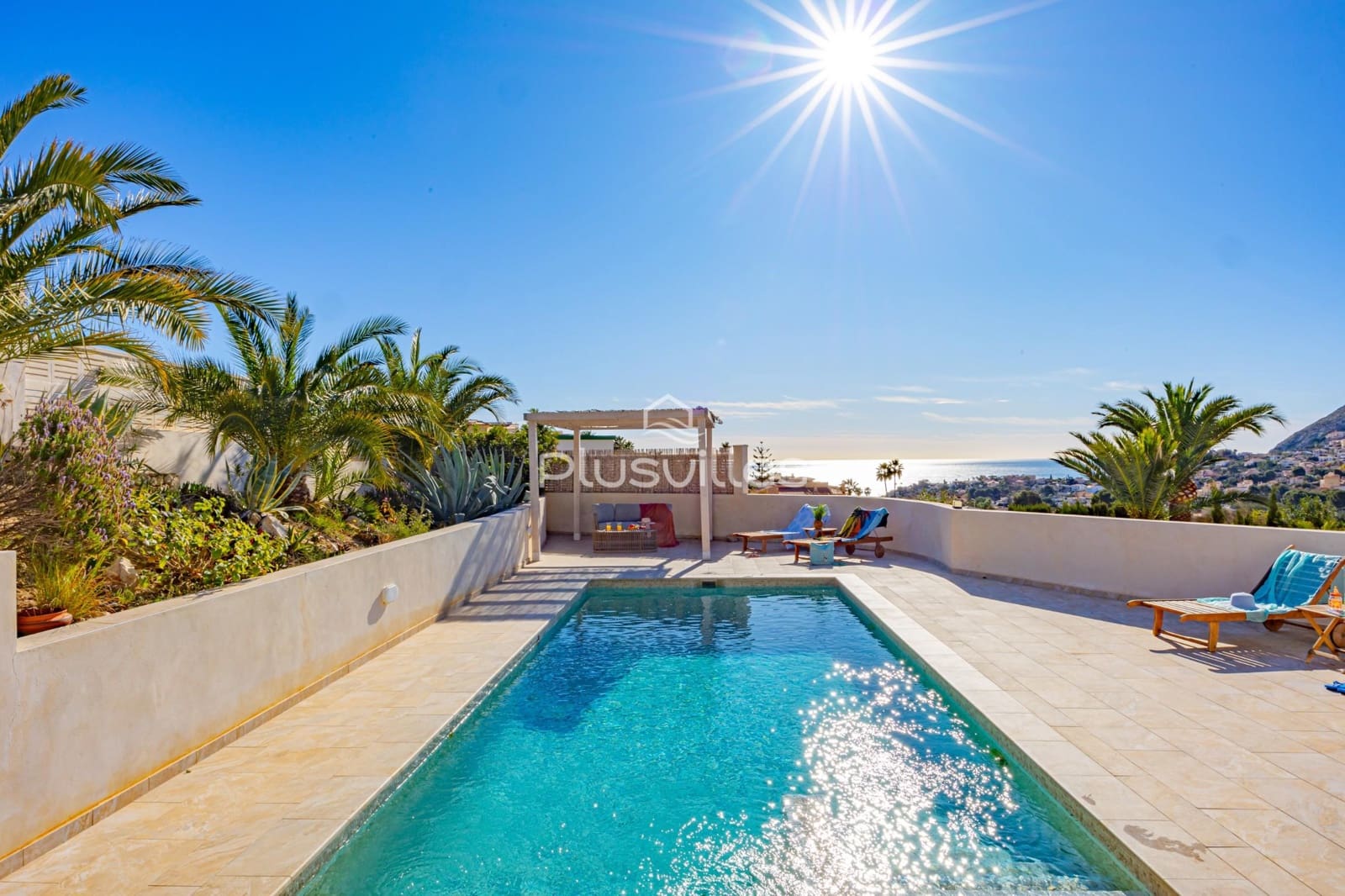4 soveværelse Villa til salg i Calpe / Calp med swimmingpool - € 699.000 (Ref: 9929731)