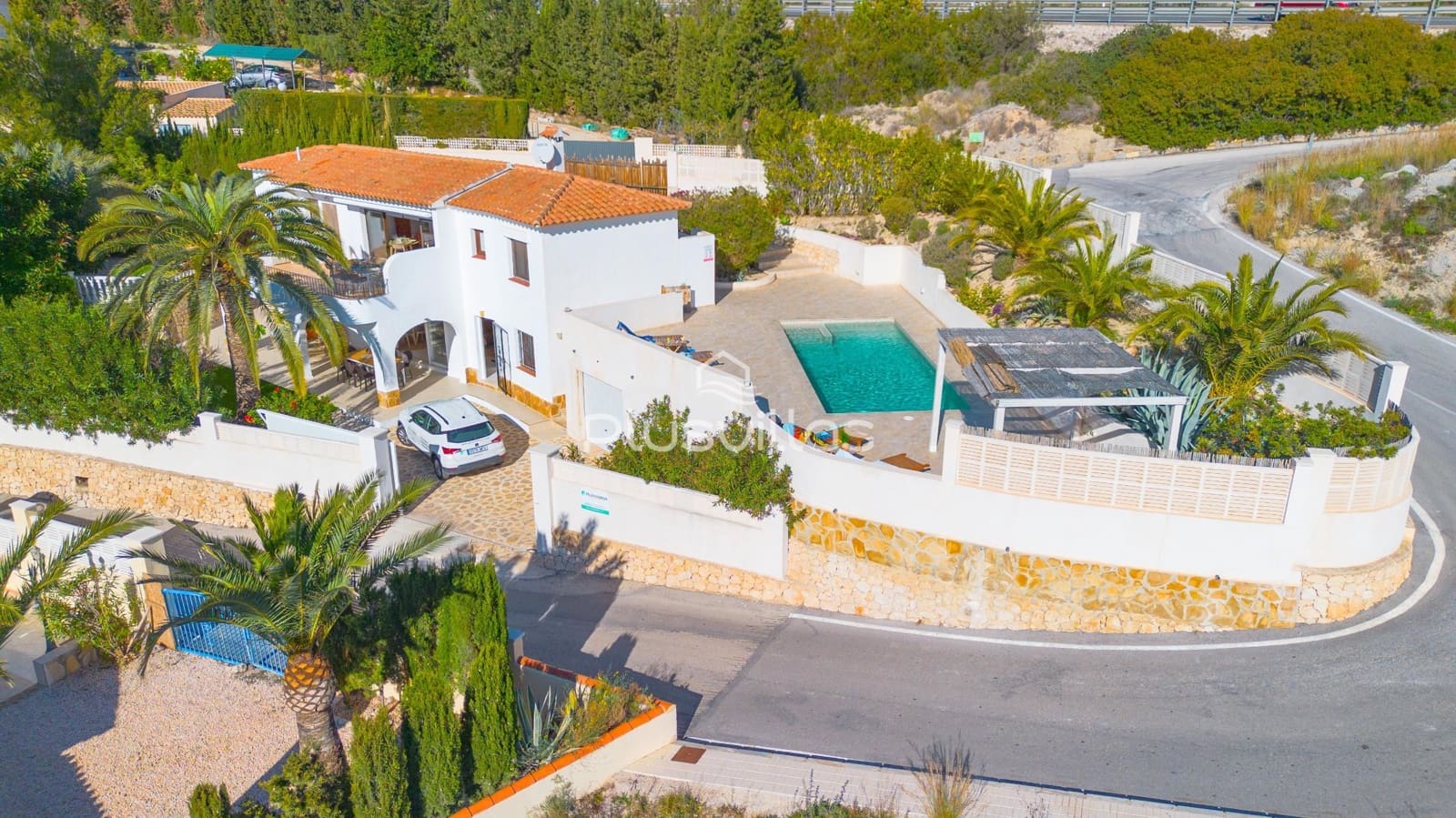 4 soveværelse Villa til salg i Calpe / Calp med swimmingpool - € 699.000 (Ref: 9929731)
