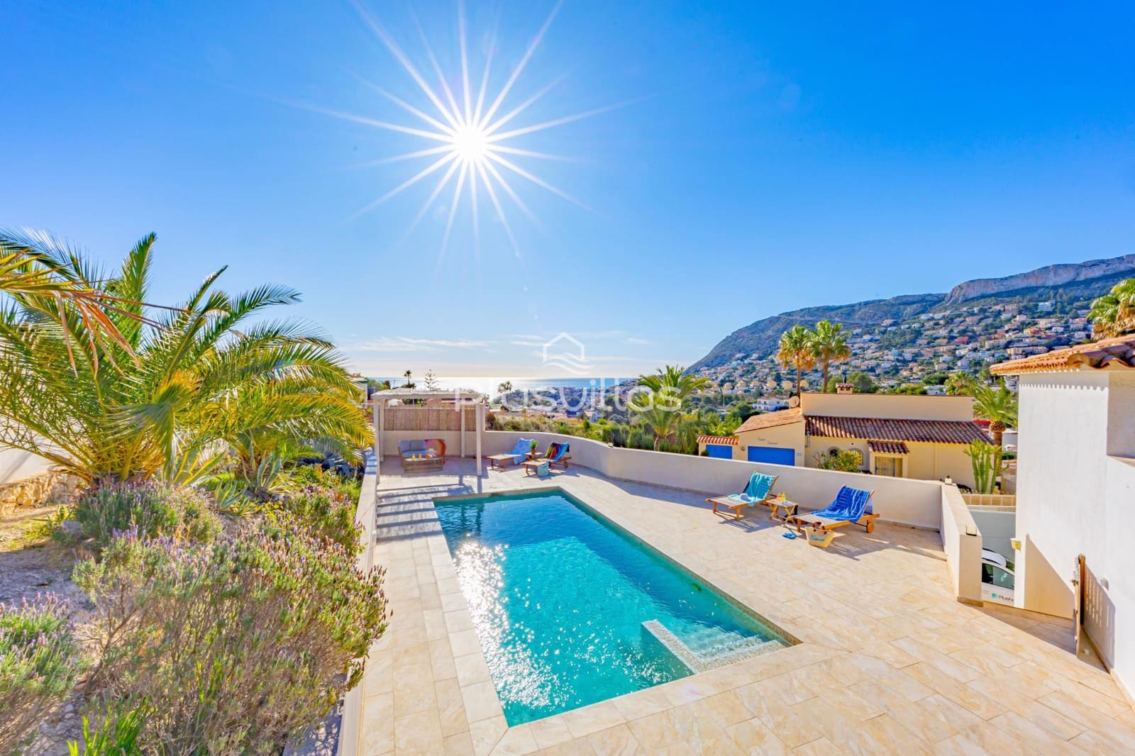 4 soveværelse Villa til salg i Calpe / Calp med swimmingpool - € 699.000 (Ref: 9929731)