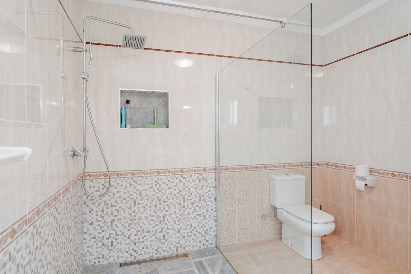3 bedroom Villa for sale in Benissa with pool - € 675,000 (Ref: 9934602)
