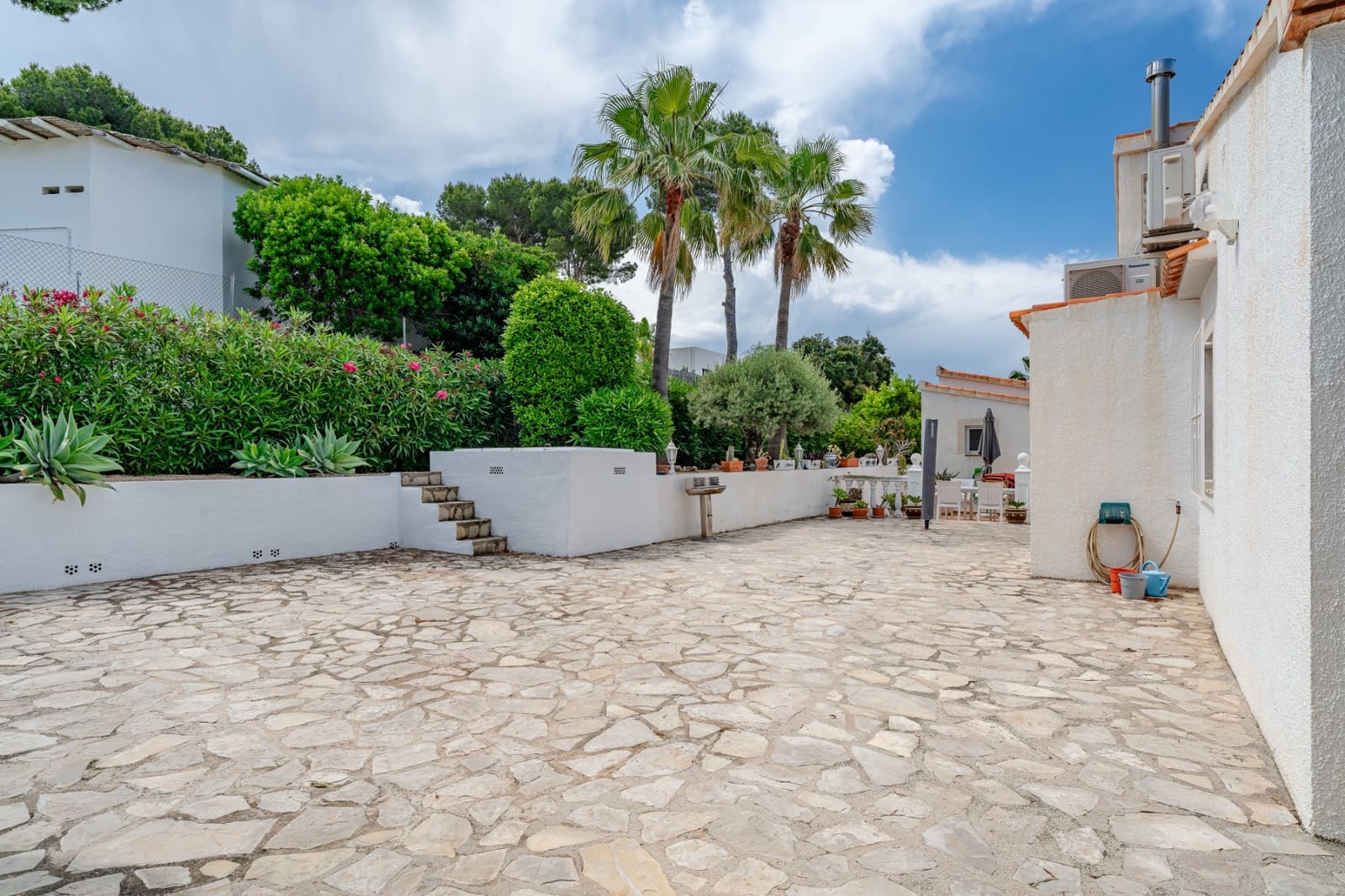 3 bedroom Villa for sale in Benissa with pool - € 675,000 (Ref: 9934602)