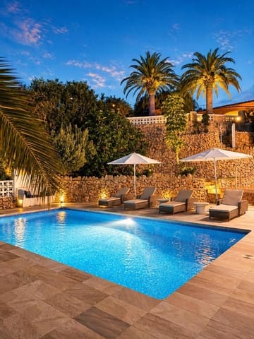 6 soveværelse Villa til salg i Pueblo, Calpe / Calp med swimmingpool - € 960.000 (Ref: 9936664)
