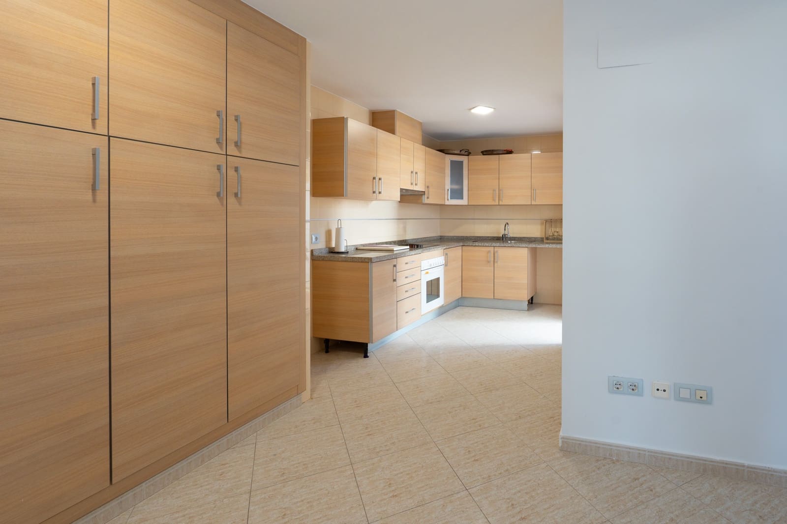 Apartamento de 3 habitaciones en Benissa en venta - 250.000 € (Ref: 9946372)