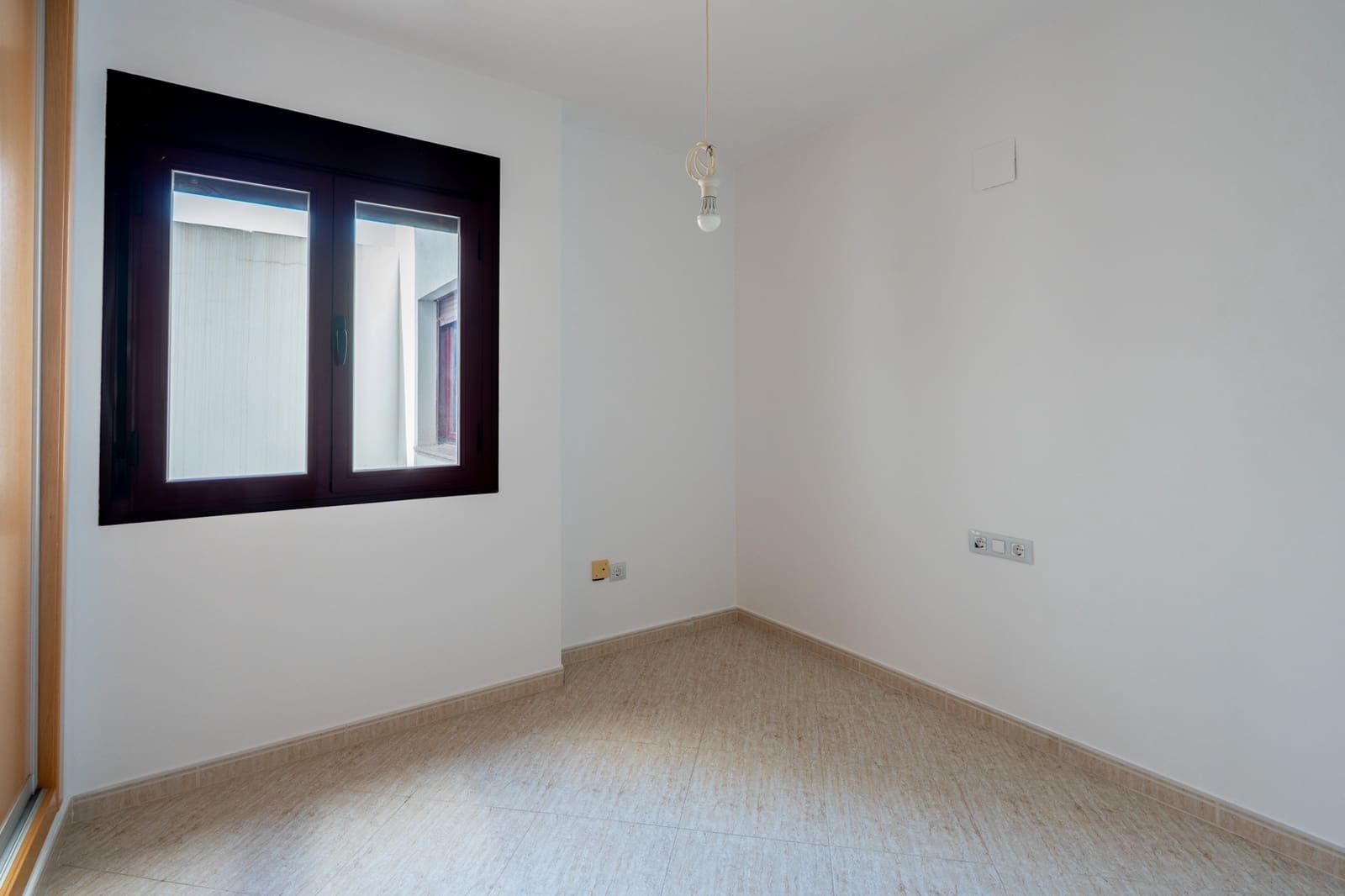Apartamento de 3 habitaciones en Benissa en venta - 250.000 € (Ref: 9946372)