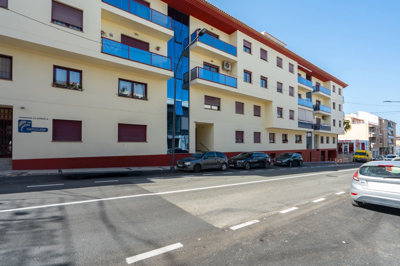 Apartamento de 3 habitaciones en Benissa en venta - 250.000 € (Ref: 9946372)