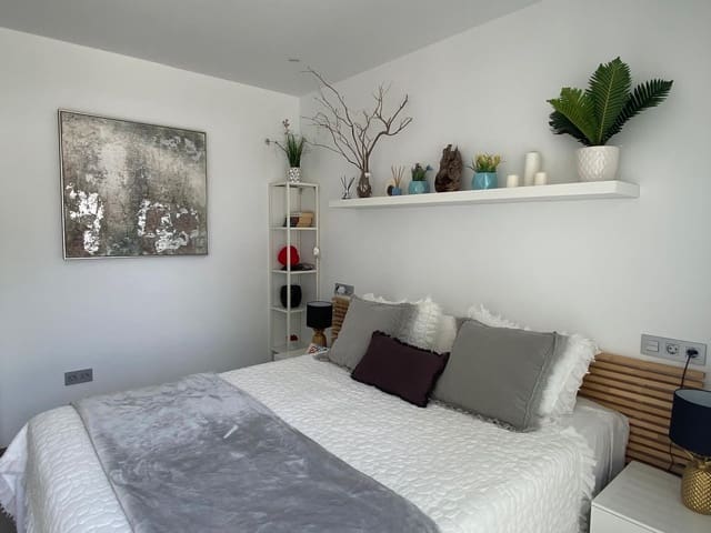 Chalet de 5 habitaciones en Polop en venta con piscina - 795.000 € (Ref: 9946383)