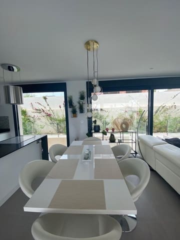 Chalet de 5 habitaciones en Polop en venta con piscina - 795.000 € (Ref: 9946383)