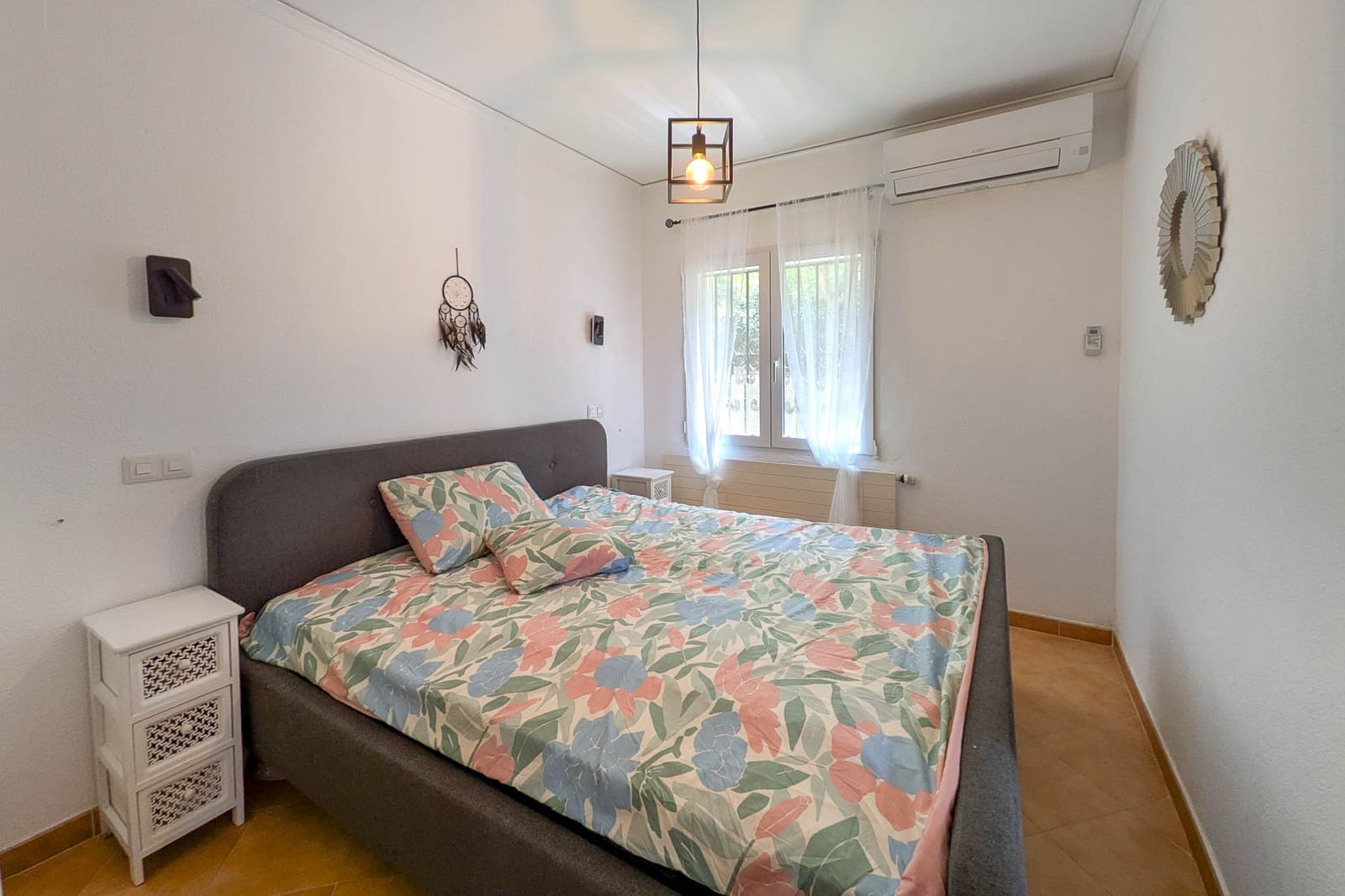 4 bedroom Villa for sale in Denia with pool - € 565,000 (Ref: 9946384)