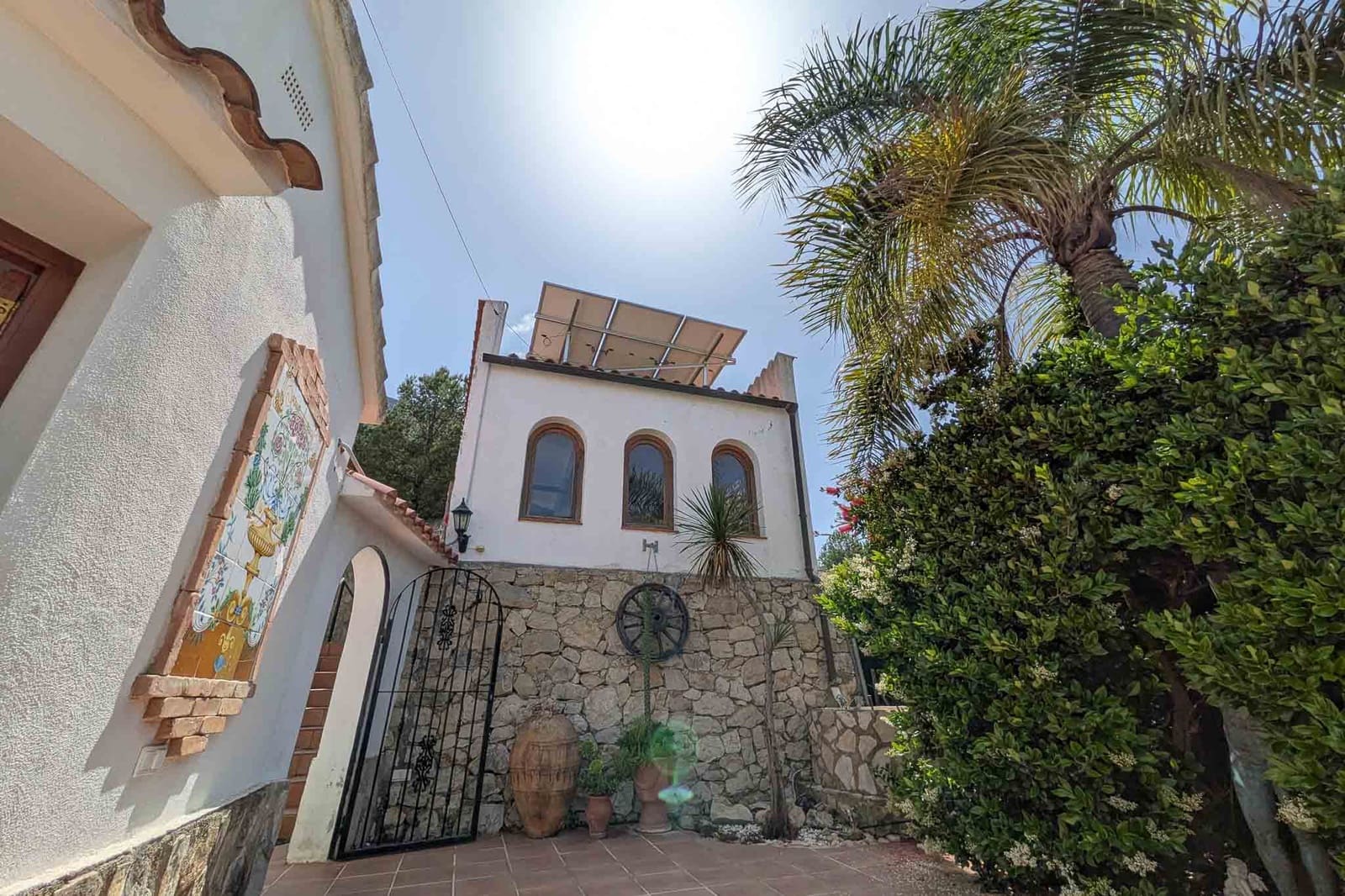 4 bedroom Villa for sale in Denia with pool - € 565,000 (Ref: 9946384)