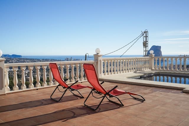 4 soveværelse Villa til salg i Calpe / Calp med swimmingpool - € 690.000 (Ref: 9946414)
