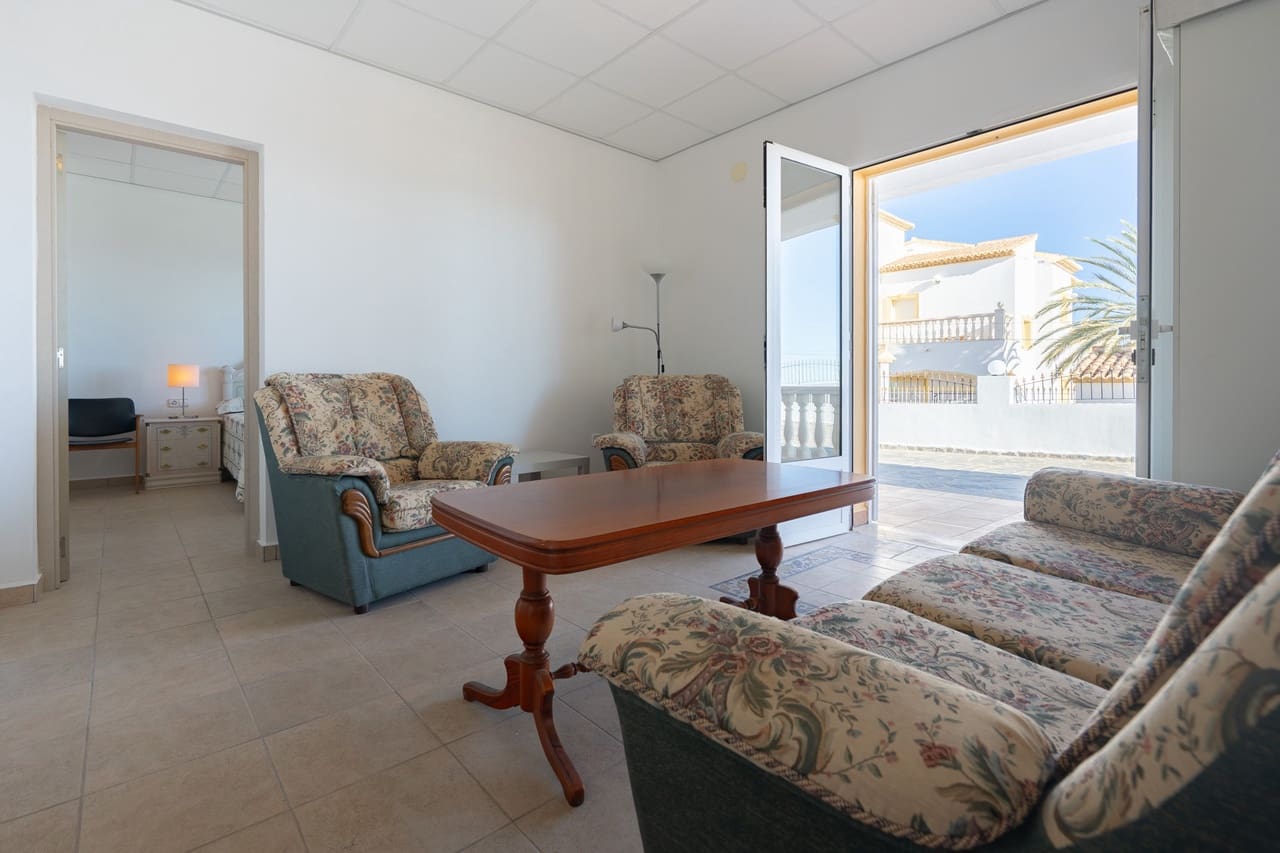 4 soveværelse Villa til salg i Calpe / Calp med swimmingpool - € 690.000 (Ref: 9946414)