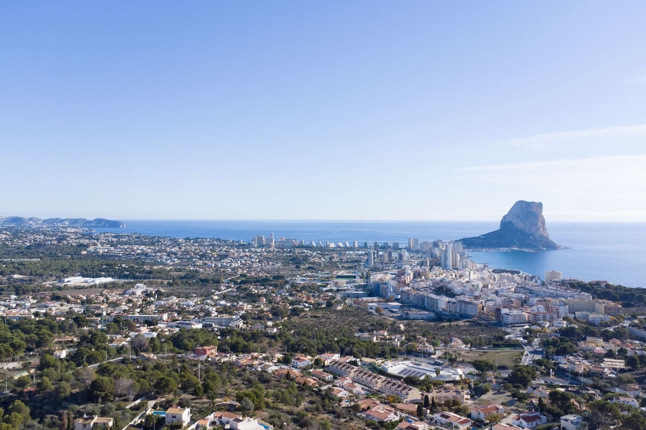 4 soveværelse Villa til salg i Calpe / Calp med swimmingpool - € 690.000 (Ref: 9946414)