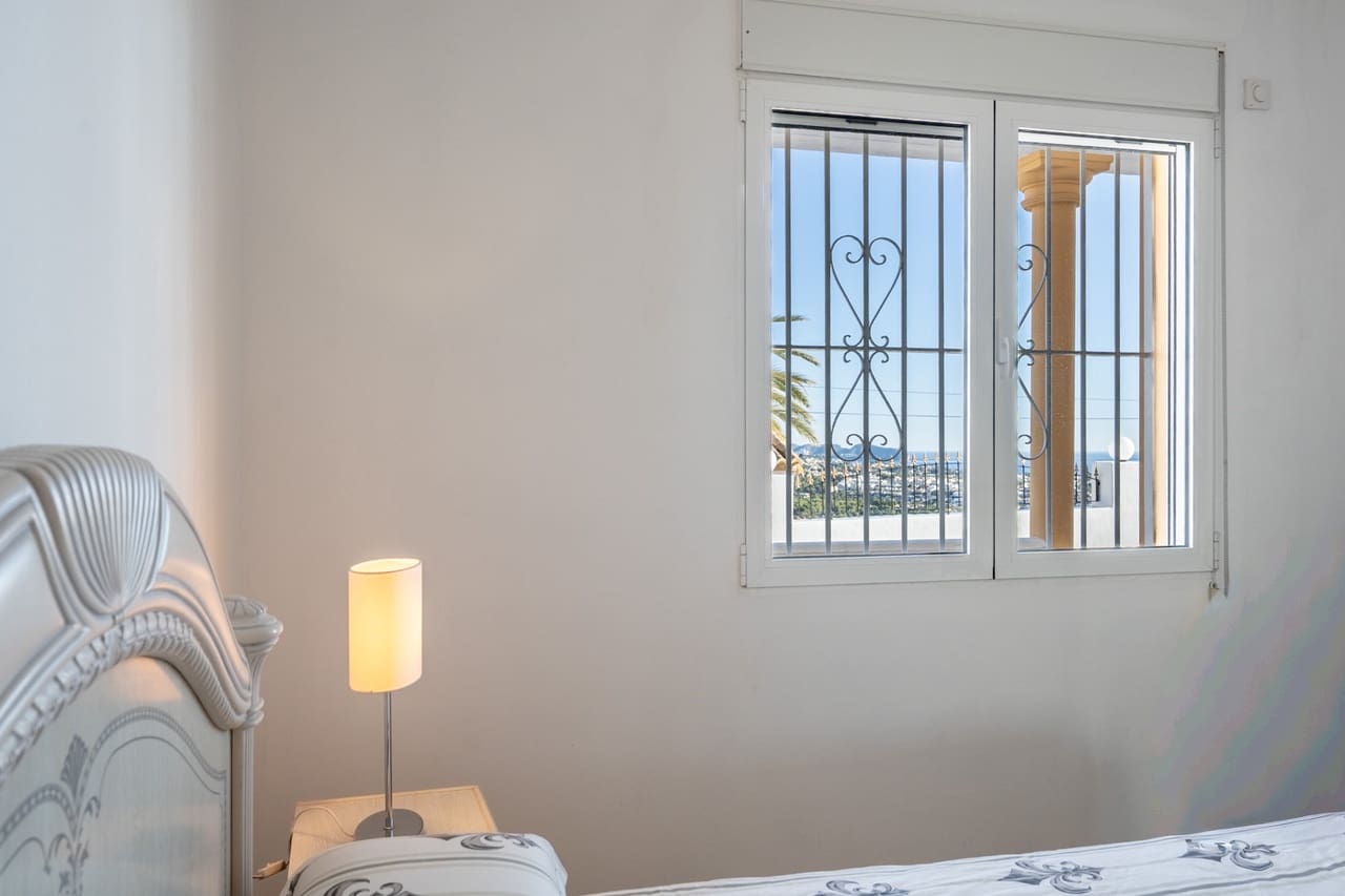 4 soveværelse Villa til salg i Calpe / Calp med swimmingpool - € 690.000 (Ref: 9946414)