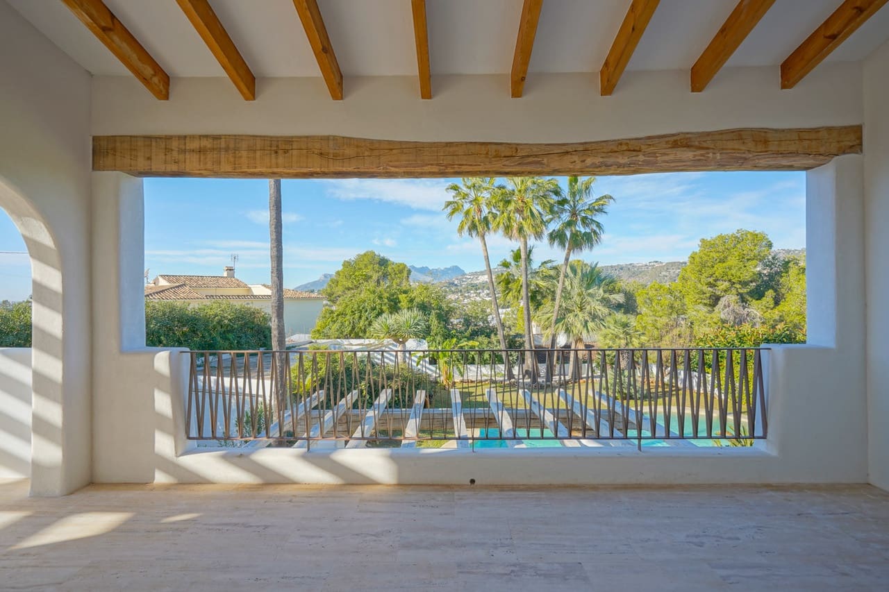 5 soverom Villa til salgs i Benissa med svømmebasseng - € 2 750 000 (Ref: 9946442)