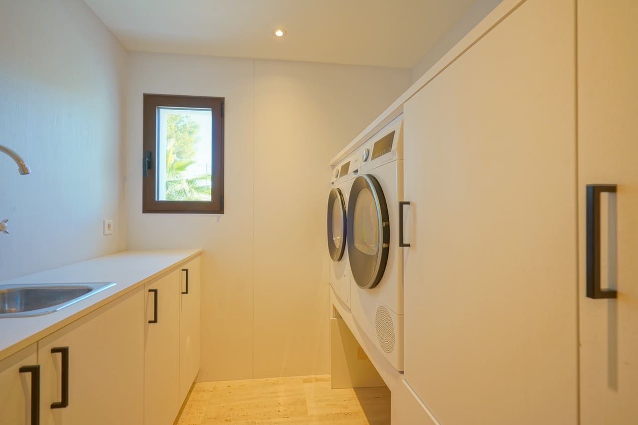 5 soverom Villa til salgs i Benissa med svømmebasseng - € 2 750 000 (Ref: 9946442)