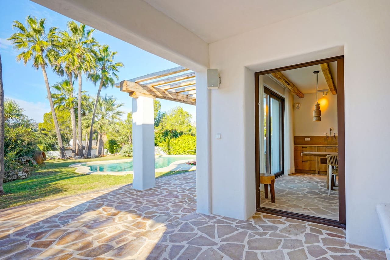 5 soverom Villa til salgs i Benissa med svømmebasseng - € 2 750 000 (Ref: 9946442)