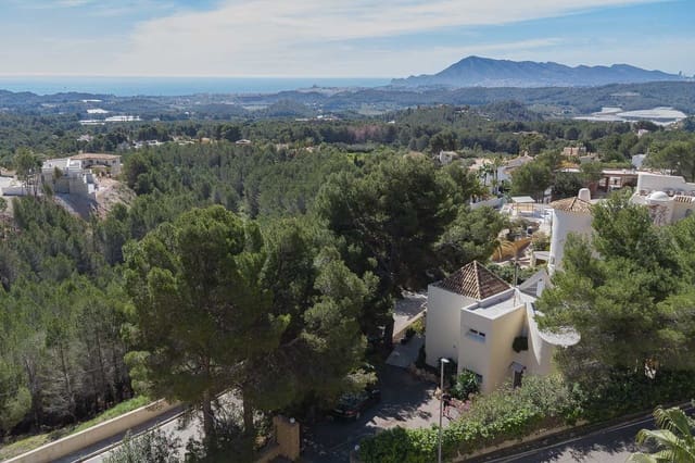 Chalet de 3 habitaciones en Altea en venta con piscina - 530.000 € (Ref: 9946451)