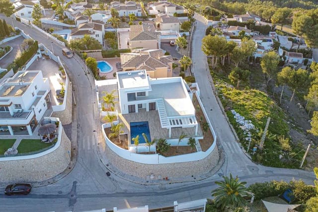 3 soverom Villa til salgs i Moraira, Teulada-Moraira med svømmebasseng - € 2 250 000 (Ref: 9946456)
