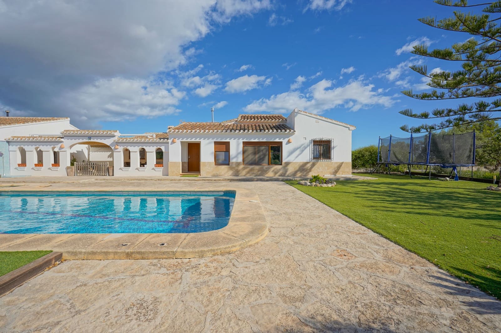 3 sypialnia Willa na sprzedaż w Javea / Xabia z basenem - 1 200 000 € (Ref: 9946470)