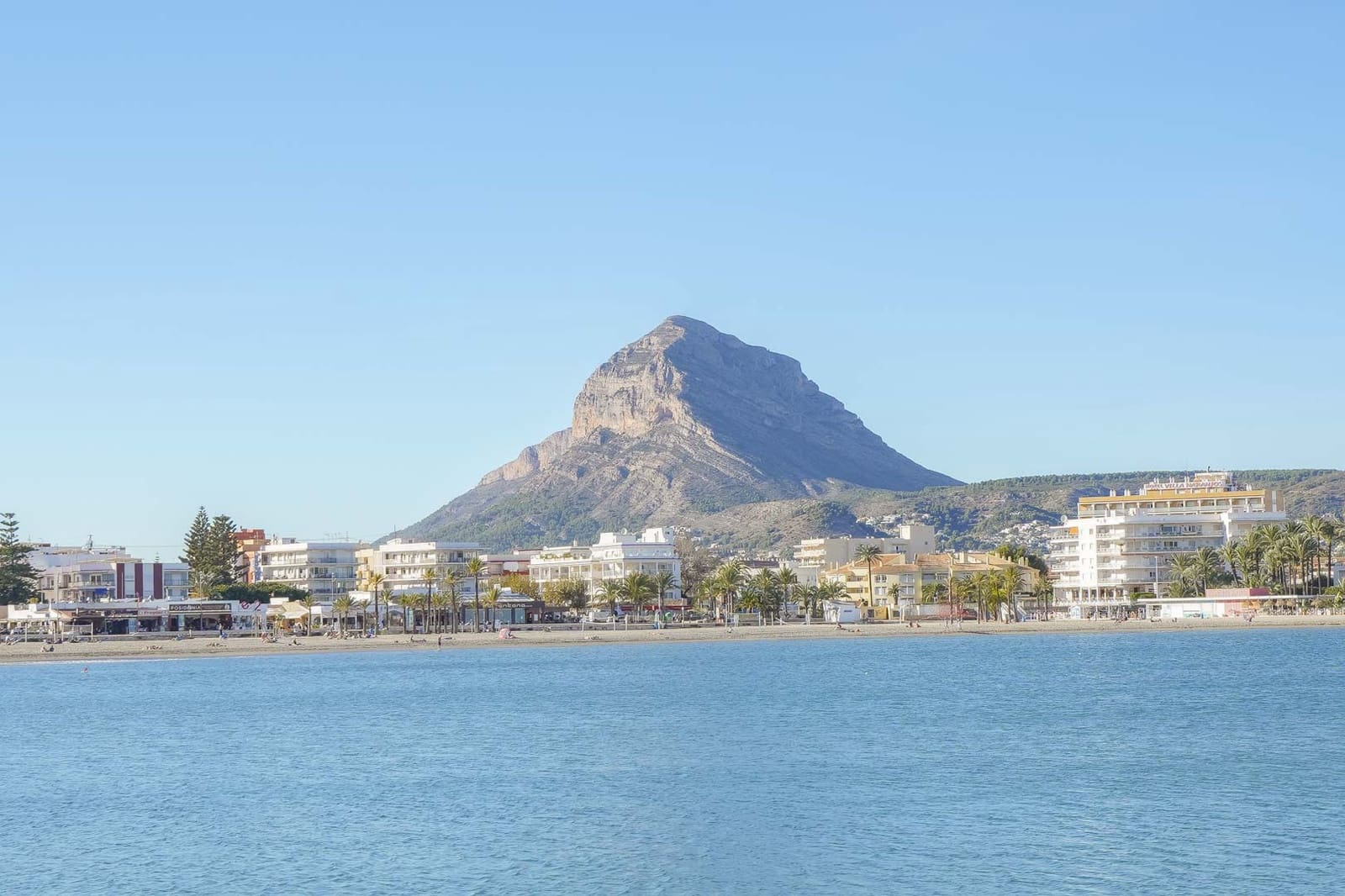 3 sypialnia Willa na sprzedaż w Javea / Xabia z basenem - 1 200 000 € (Ref: 9946470)