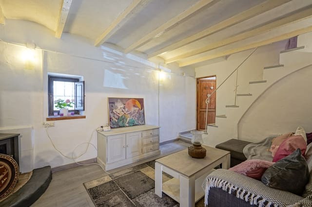 3 soverom Villa til salgs i Javea / Xàbia med svømmebasseng - € 375 000 (Ref: 9946476)