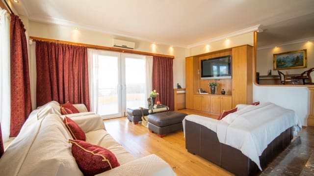 8 soverom Villa til salgs i La Nucia med svømmebasseng - € 1 250 000 (Ref: 9946504)