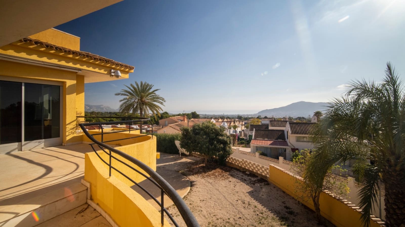 8 bedroom Villa for sale in La Nucia with pool - € 1,250,000 (Ref: 9946504)
