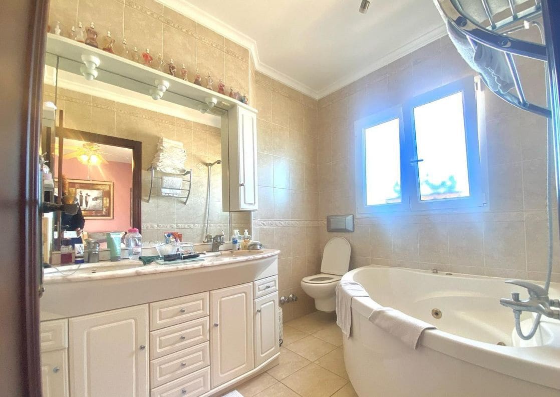 3 soverom Villa til salgs i Calpe / Calp med svømmebasseng - € 699 000 (Ref: 9946507)