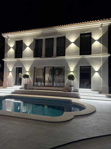 3 soveværelse Villa til salg i Finestrat med swimmingpool - € 1.300.000 (Ref: 9946508)