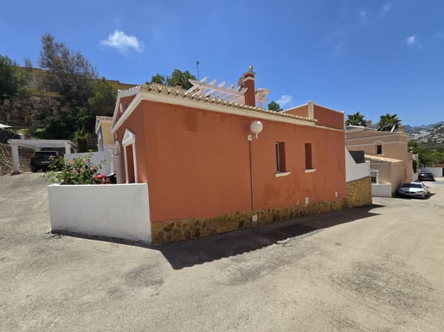 2 slaapkamer Bungalow te koop in Pueblo, Calpe / Calp met zwembad - € 285.000 (Ref: 9946513)