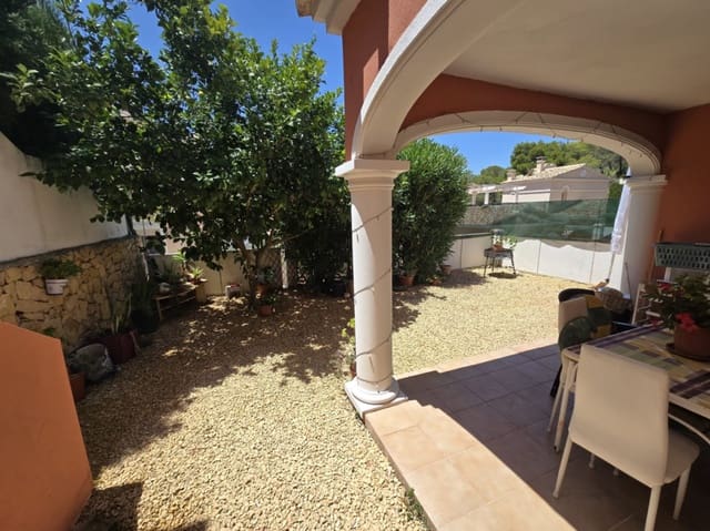 2 slaapkamer Bungalow te koop in Pueblo, Calpe / Calp met zwembad - € 285.000 (Ref: 9946513)