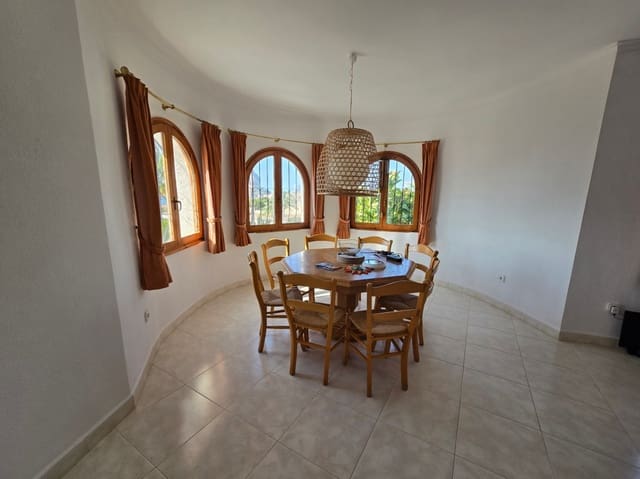 4 soverom Villa til salgs i Calpe / Calp med svømmebasseng - € 990 000 (Ref: 9946514)