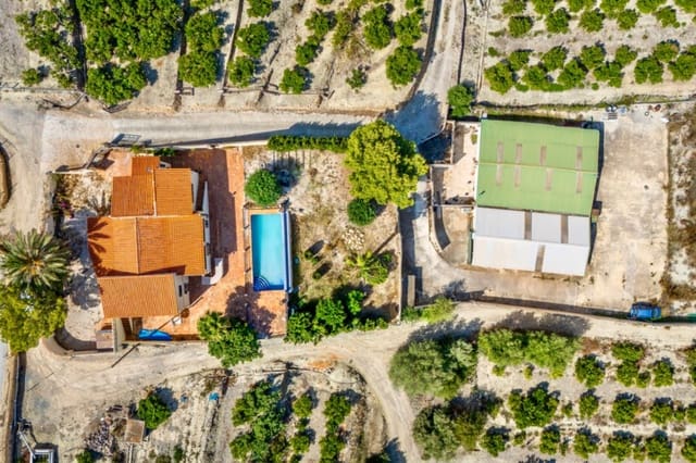 5 soverom Villa til salgs i Alfaz del Pi / L'Alfàs del Pi med svømmebasseng - € 875 000 (Ref: 9946515)