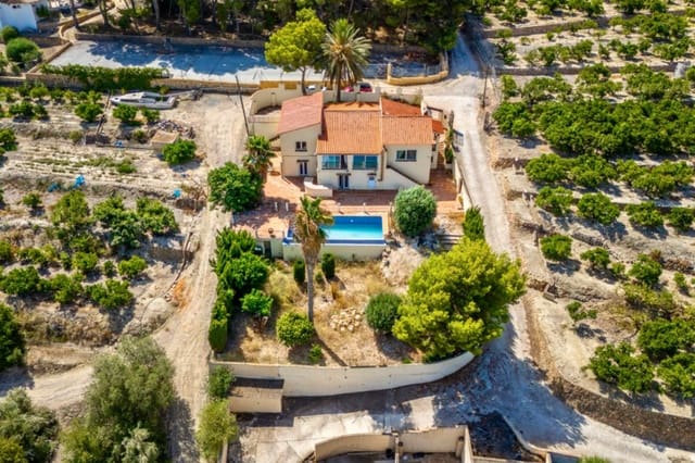 5 soverom Villa til salgs i Alfaz del Pi / L'Alfàs del Pi med svømmebasseng - € 875 000 (Ref: 9946515)