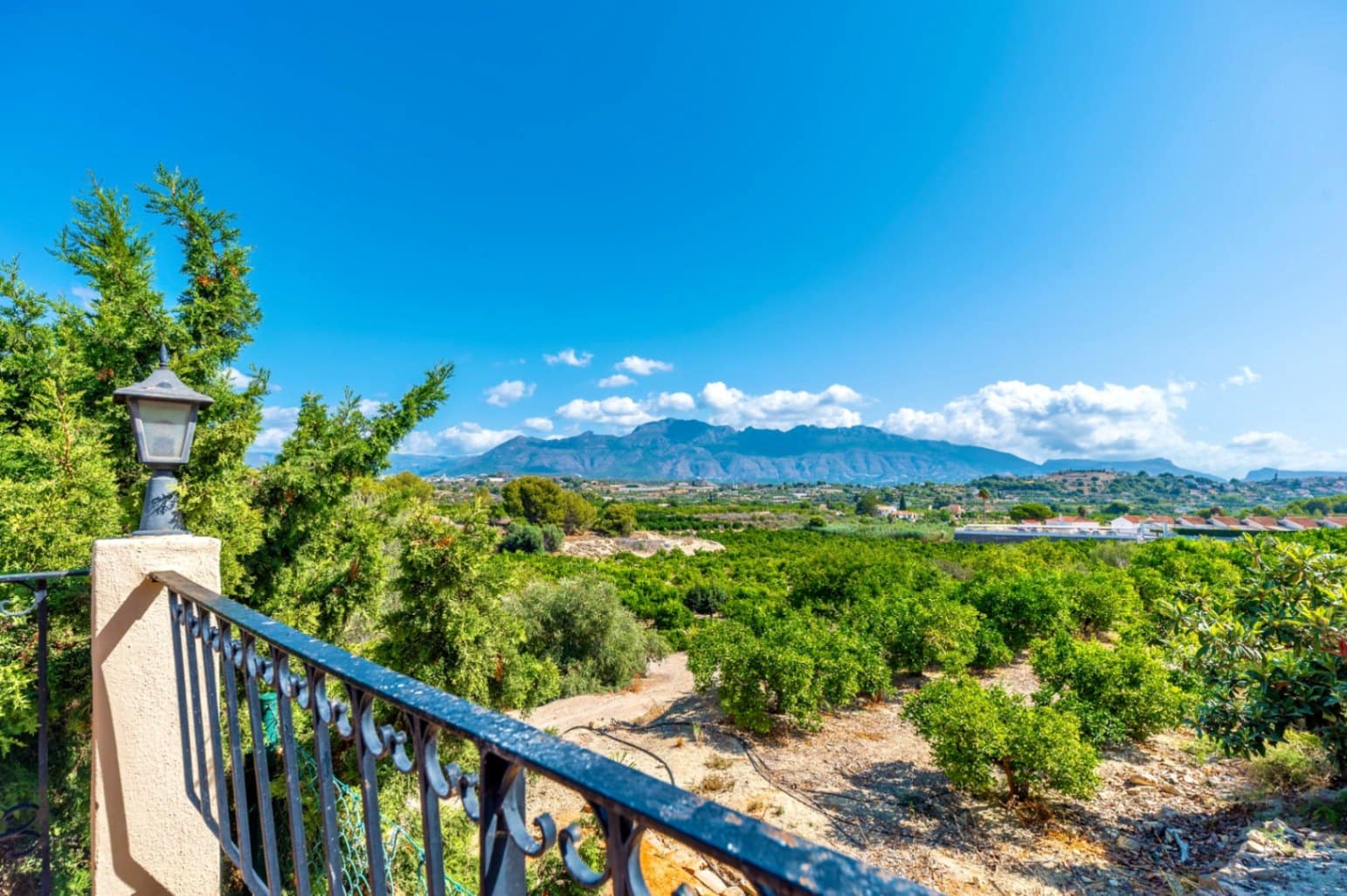 5 soverom Villa til salgs i Alfaz del Pi / L'Alfas del Pi med svømmebasseng - € 875 000 (Ref: 9946515)
