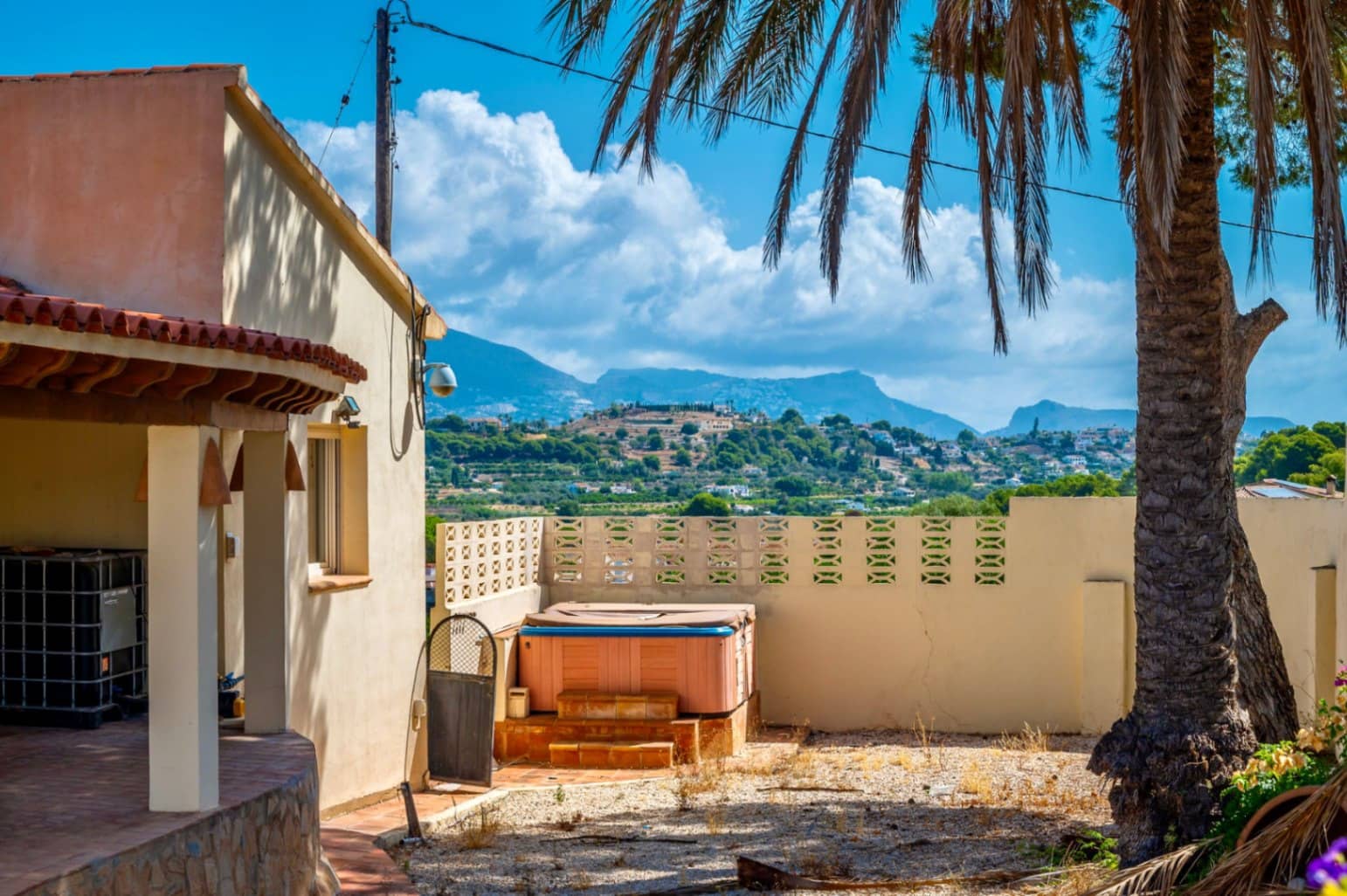 5 soverom Villa til salgs i Alfaz del Pi / L'Alfas del Pi med svømmebasseng - € 875 000 (Ref: 9946515)