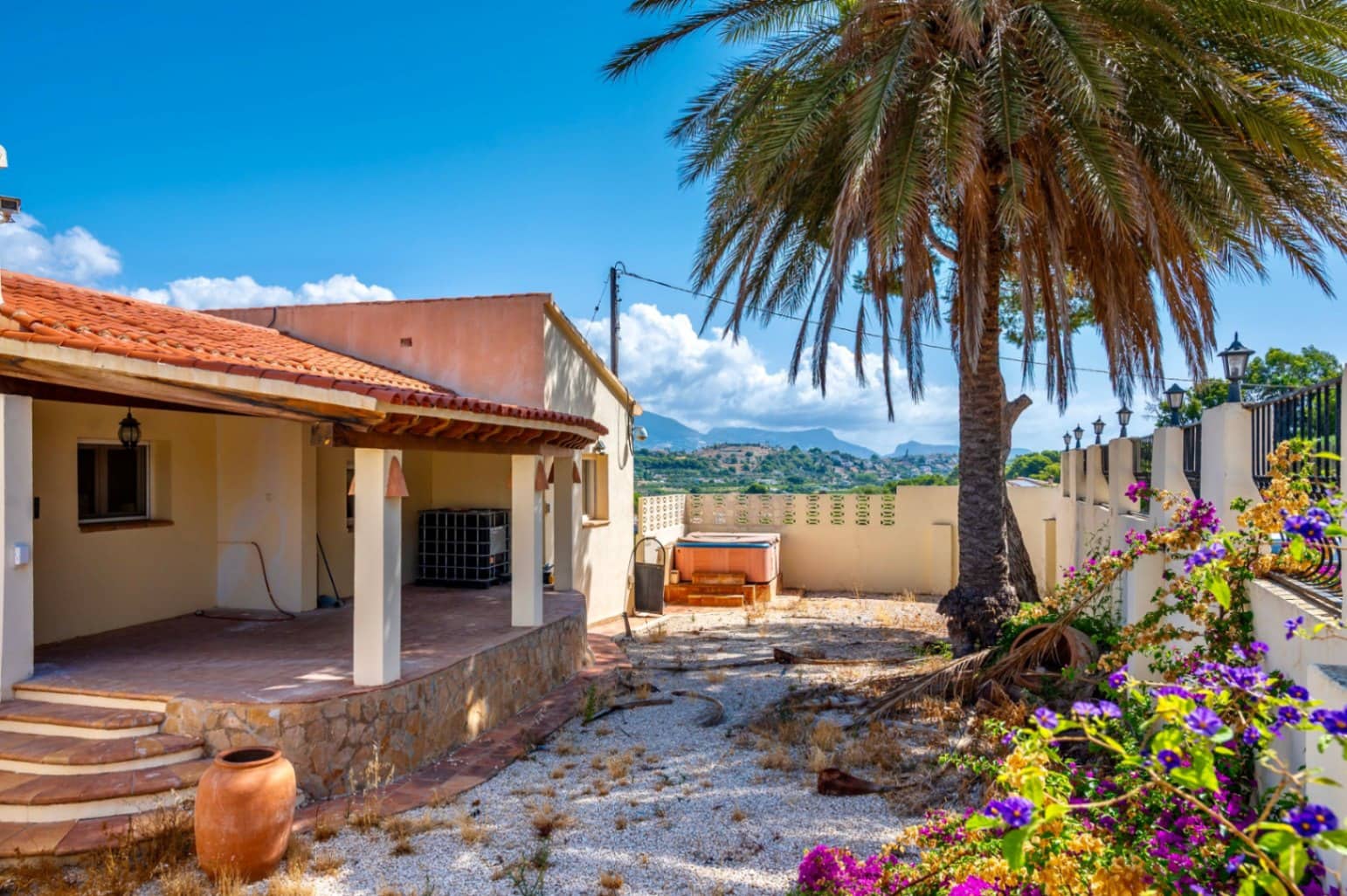 5 soverom Villa til salgs i Alfaz del Pi / L'Alfas del Pi med svømmebasseng - € 875 000 (Ref: 9946515)