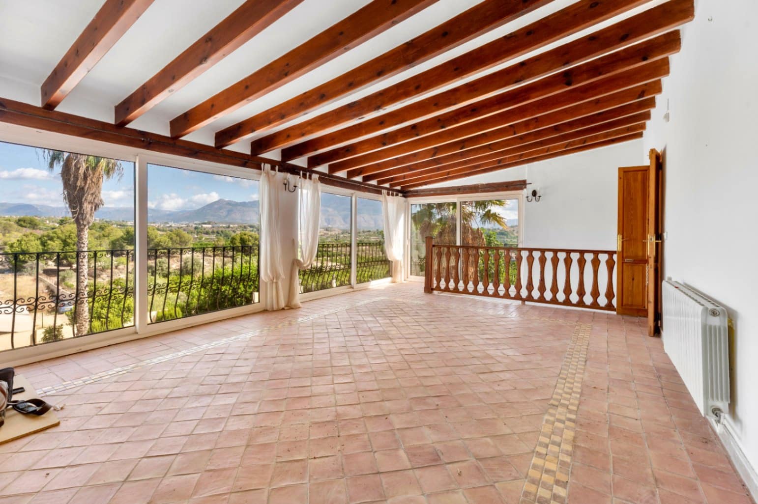 5 soverom Villa til salgs i Alfaz del Pi / L'Alfas del Pi med svømmebasseng - € 875 000 (Ref: 9946515)