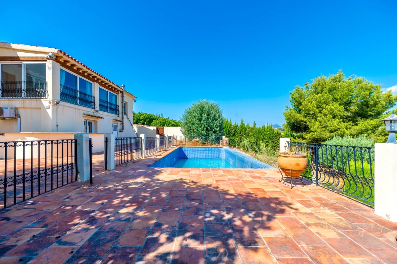 5 soverom Villa til salgs i Alfaz del Pi / L'Alfas del Pi med svømmebasseng - € 875 000 (Ref: 9946515)