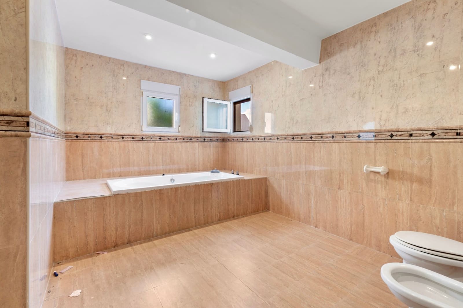 5 soverom Villa til salgs i Alfaz del Pi / L'Alfas del Pi med svømmebasseng - € 875 000 (Ref: 9946515)