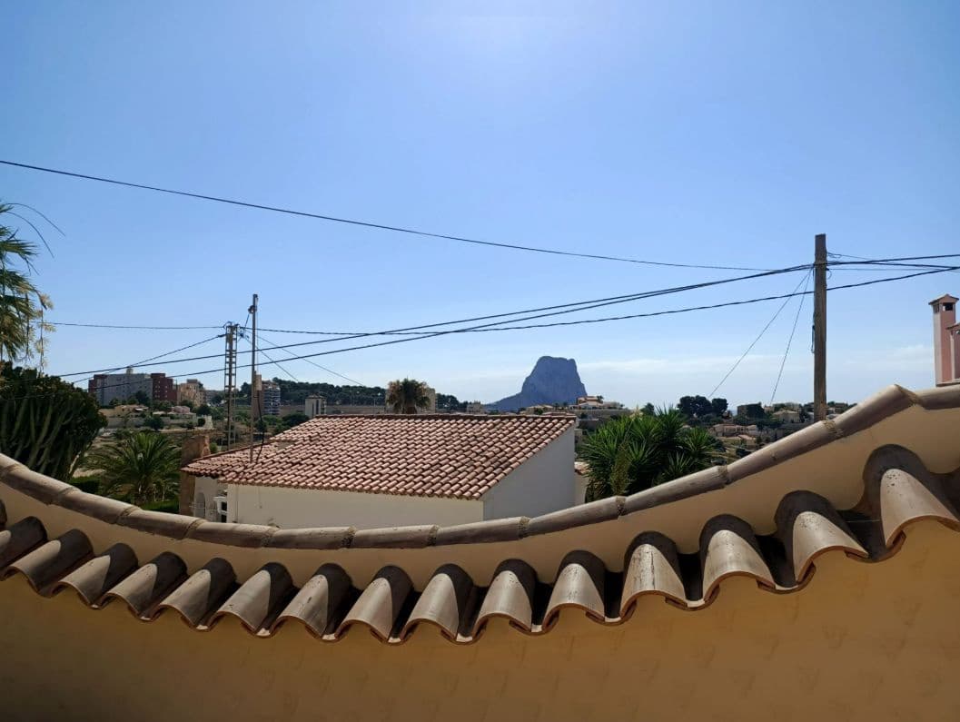 5 Zimmer Villa zu verkaufen in Calpe / Calp mit Pool - 749.000 € (Ref: 9946516)