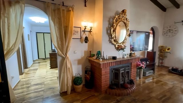 6 bedroom Villa for sale in Canuta, Calpe / Calp with pool - € 890,000 (Ref: 9946517)